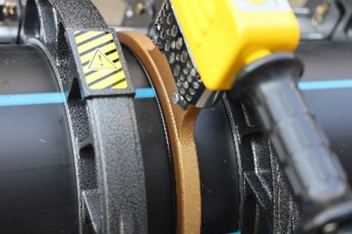 ماكينة لحام تناكبي (لحام أنابيب بلاستيك قطر 160 إلى 400مم)