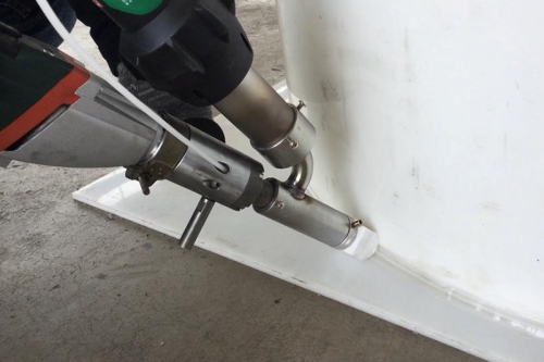 ماكينة لحام بالبثق (1.8 إلى 2.8كجم/ساعة)